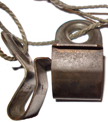 Crochets de fixation. Crochets de fixation.