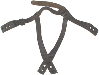 Jugulaire. Jugulaire.