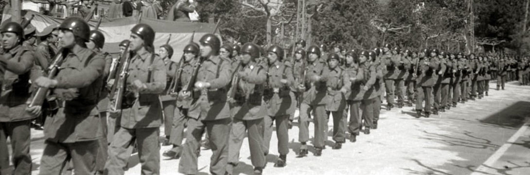Casque modèle 21. Casque modèle 21.