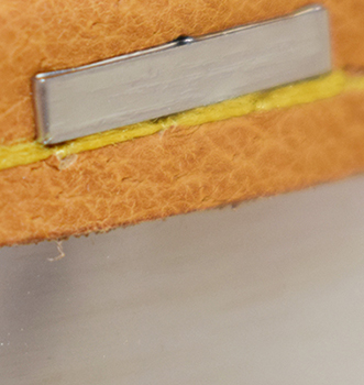 Tête attache parisienne.