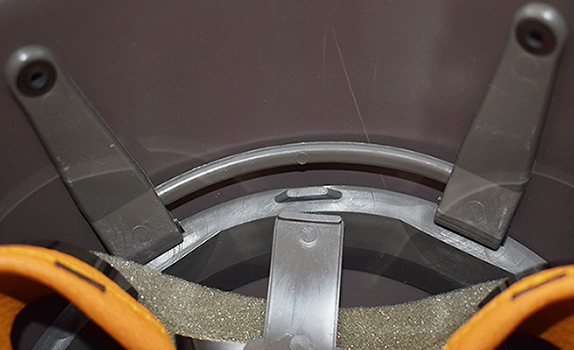 Montage sur support avant.