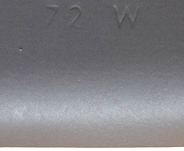 Marquage du fabricant et taille.