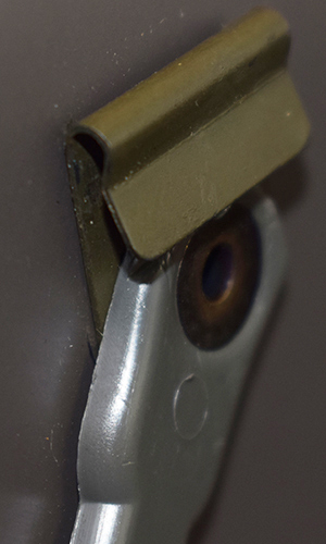 Support de jugulaire.