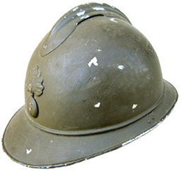 Casque en aluminium. Casque en aluminium.