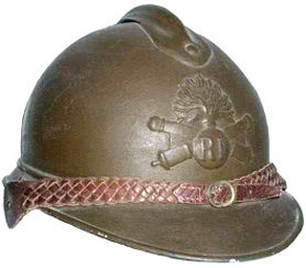 Casque d'officier en aluminium. Casque d'officier en aluminium.