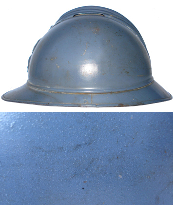 Peinture d'usine primitive, bleu clair. Peinture d'usine primitive, bleu clair.