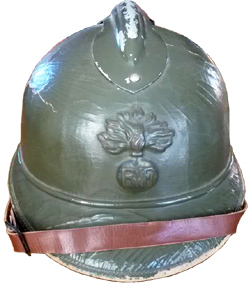 Casque en liège. Casque en liège.