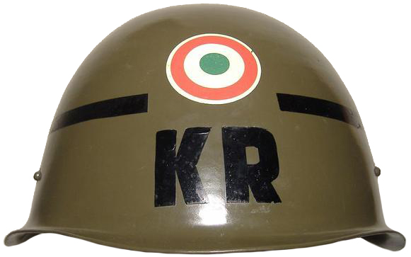 Casque modèle 50/70 attribué à la police militaire à l'échellon d'un bataillon. Casque modèle 50/70 attribué à la police militaire à l'échellon d'un bataillon.