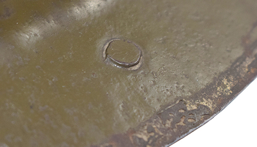 Bordure initialement bordée d'un jonc. Bordure initialement bordée d'un jonc.