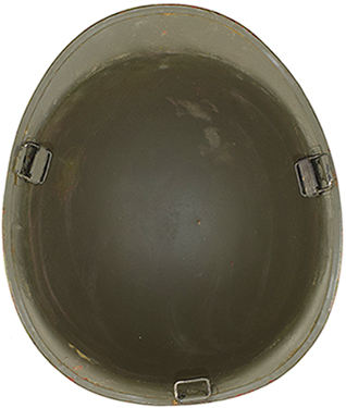 Passant latéral et arrière dans une bombe reconditionnée. Passant latéral et arrière dans une bombe reconditionnée.