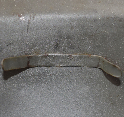 Agrafe double avant ou arrière. Agrafe double avant ou arrière.