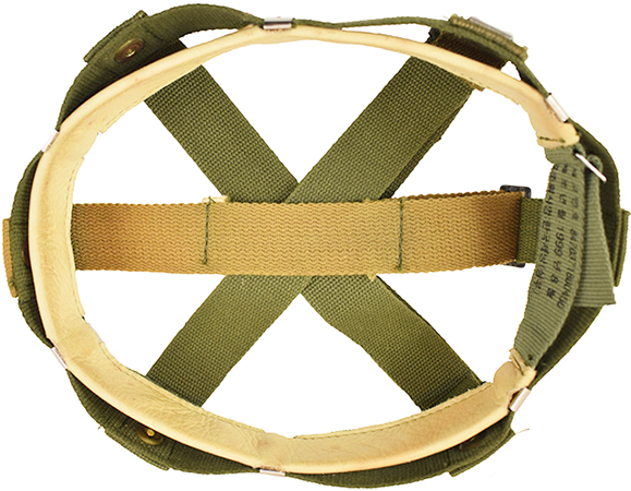 Coiffe assemblée, envers/revers. Coiffe assemblée, envers/revers.