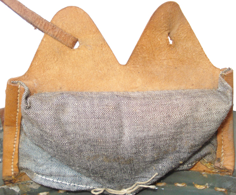 Dos avec compartiment de rembourrage. Dos avec compartiment de rembourrage.