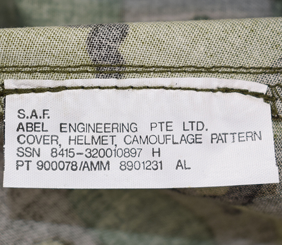 Étiquette du fabricant. Étiquette du fabricant.