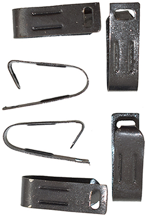 Clips métalliques de maintien. Clips métalliques de maintien.