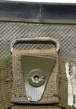 Fixation passant arrière. Fixation passant arrière.