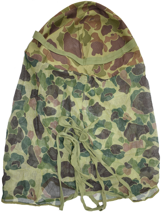 Vue à plat - envers. Vue à plat - envers.