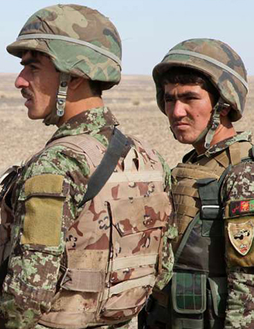 Exemple d'utilisation de casques am&eacute;ricains PASGT.