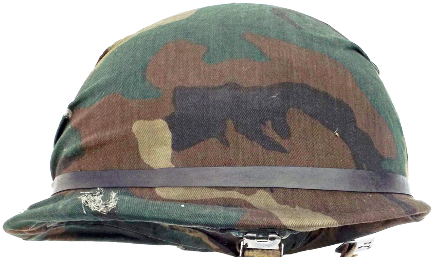 Couvre-casque monté. Couvre-casque monté.