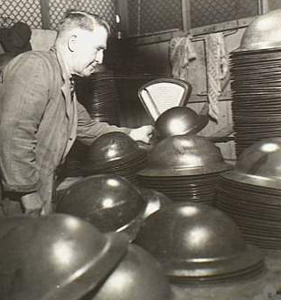 Fabrication casque Mark II. Fabrication casque Mark II.