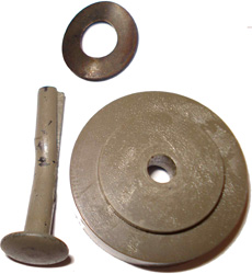 Rivet, contre rivet et taquet. Rivet, contre rivet et taquet.