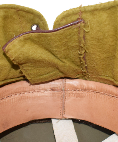 Bandeau de tête, jointure arrière.