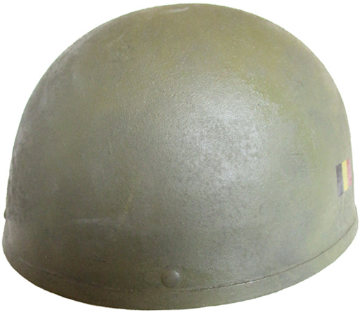 Exemplaire avec peinture granitée.