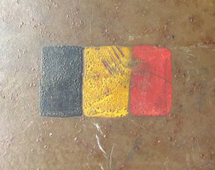 Couleurs nationales peintes à la main.