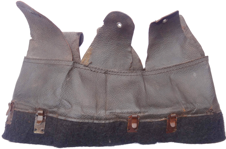 Coiffe en cuir grainé typique Fonson. Coiffe en cuir grainé typique Fonson.