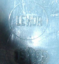 Marquage sous-casque.