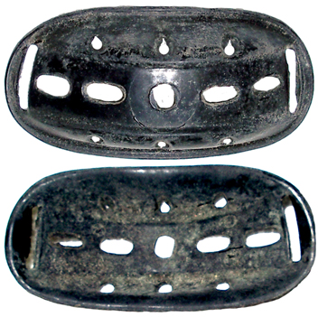 VDN 96 : mentonnière coque recto/verso VDN 96 : mentonnière coque recto/verso