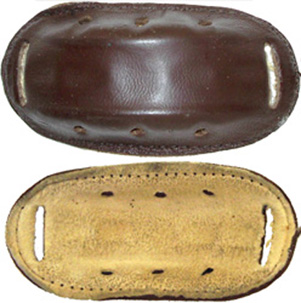 Mentonnière française pour comparaison. Mentonnière française pour comparaison.