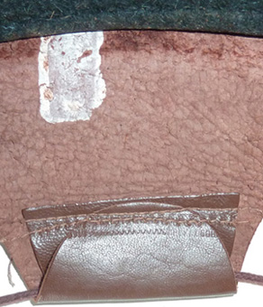 Ourlet de passage du lacet.