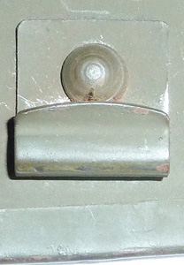 Fourreau de jugulaire.