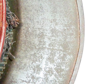 Bordure retournée à l'intérieur.