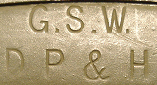 À partir de 1942, fabrication pour les organismes auxiliaires. À partir de 1942, fabrication pour les organismes auxiliaires.