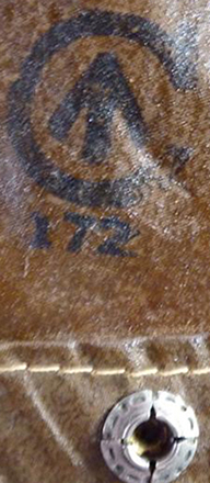 Broad arrow associée. Broad arrow associée.