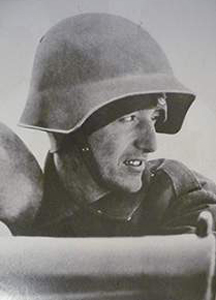 Casque modèle 18/40. Casque modèle 18/40.