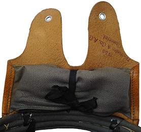 Patte de coiffe. Patte de coiffe.