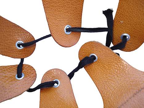 Lacet en place. Lacet en place.