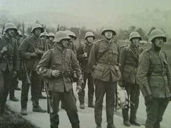 Casque modèle 18. Casque modèle 18.