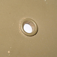 Rivet extérieur. Rivet extérieur.