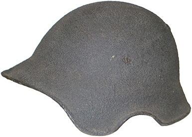 Exemplaire repeint 1943. Exemplaire repeint 1943.