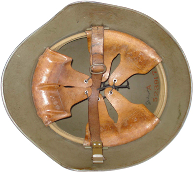 Coiffe en place. Coiffe en place.