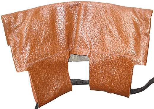 Patte de coiffe - Face interne.