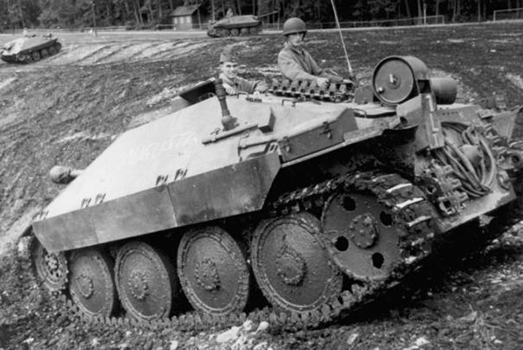 Chars 1952. Chars 1952.