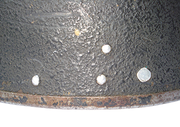 Rivets arrière - Extérieur. Rivets arrière - Extérieur.