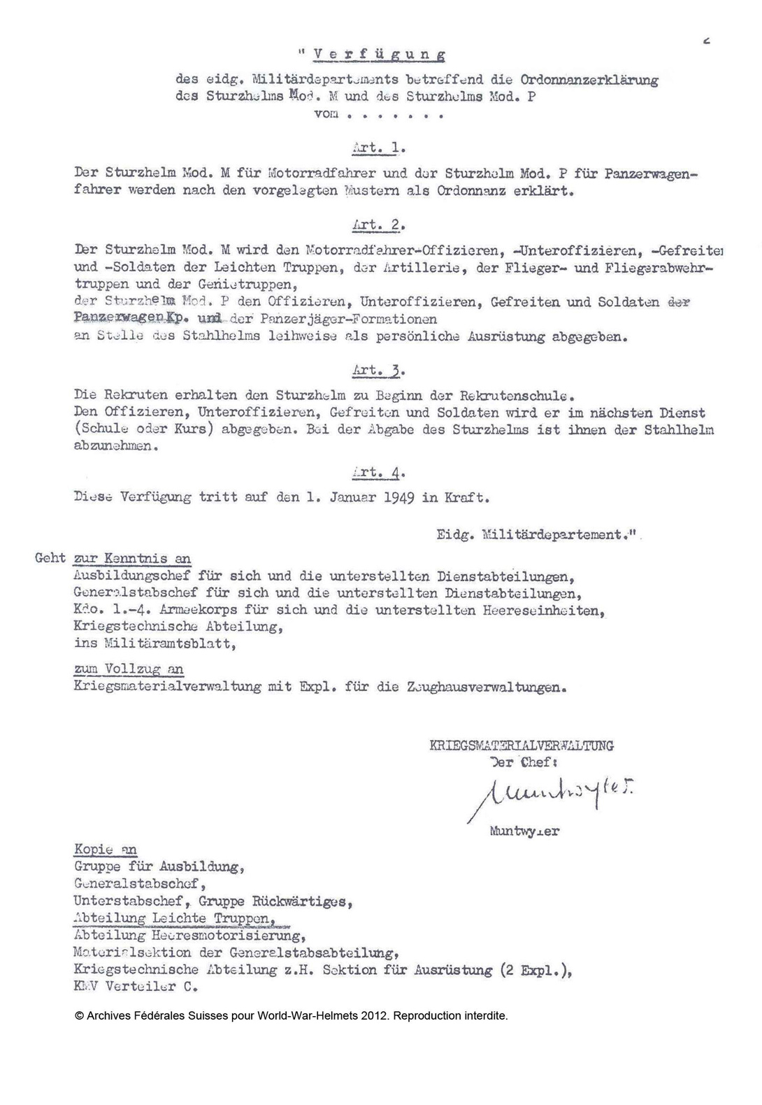 Ordonnanzerklärung von Sturzhelmen für Motorradfahrer und Panzerwagenfahrer.