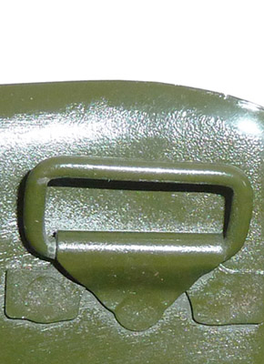 Passant de jugulaire.