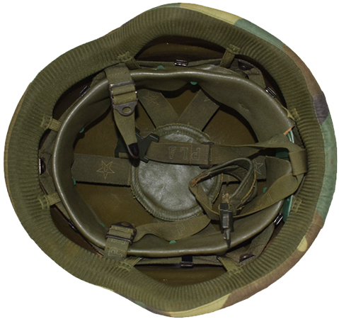 Vue maintien au casque. Vue maintien au casque.